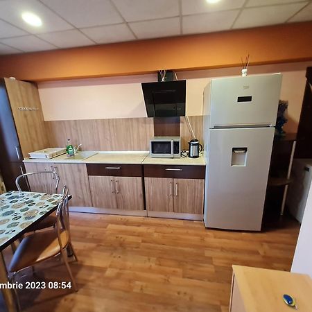 Casa Paul Hotel Galati  Bagian luar foto
