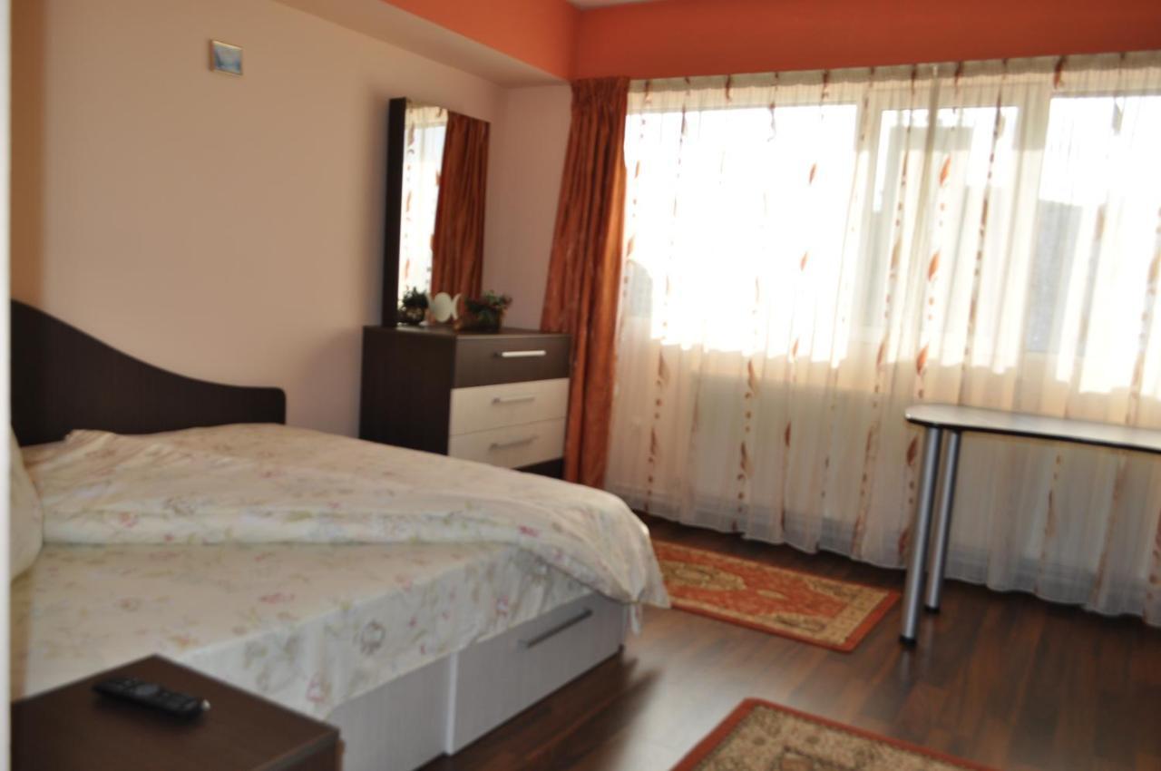 Casa Paul Hotel Galati  Bagian luar foto