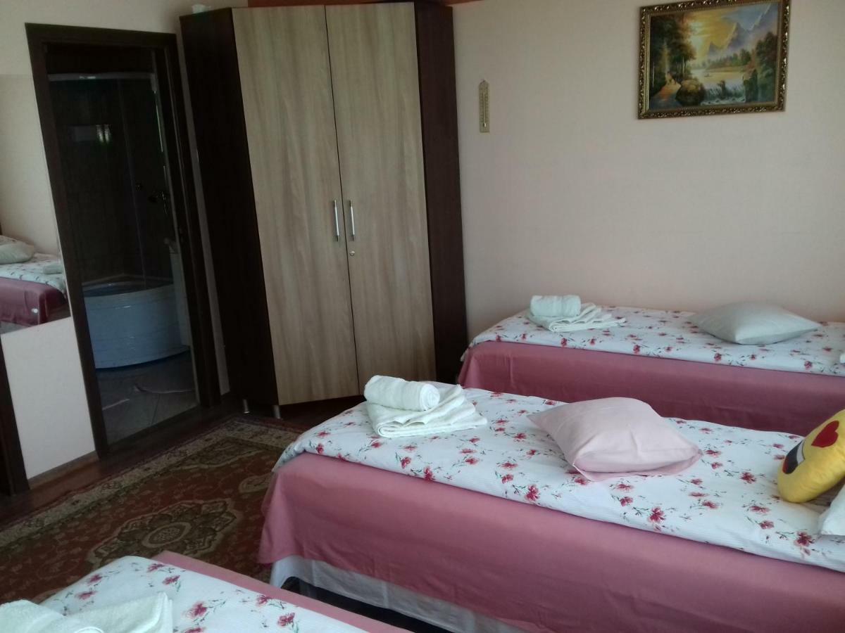 Casa Paul Hotel Galati  Bagian luar foto